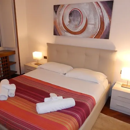 Colosseo Homerents 2 Apartamento Roma