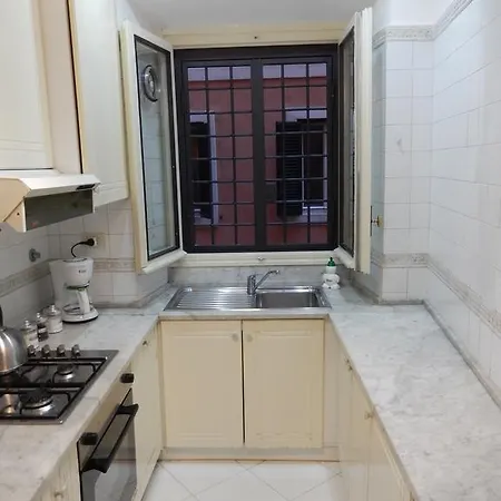 Apartament Colosseo Homerents 2 *