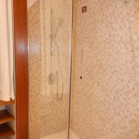 Colosseo Homerents 2 Rome