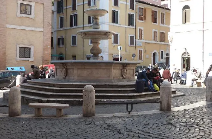 Colosseo Homerents 2 * Róma